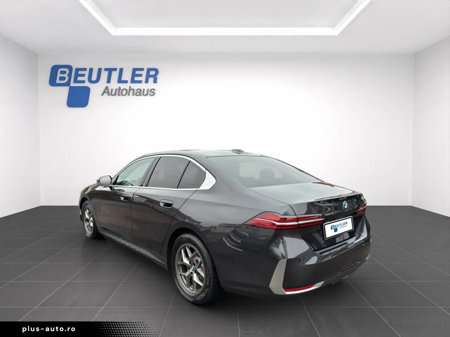 BMW 520d Limousine aLED eSitze 360 Kam HUD