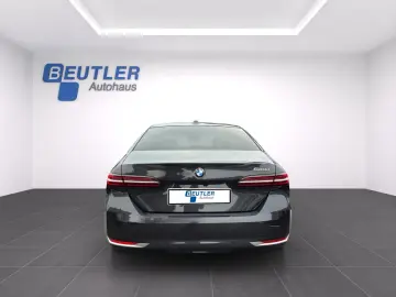 BMW 520d Limousine aLED eSitze 360 Kam HUD