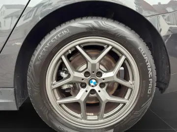 BMW 520d Limousine aLED eSitze 360 Kam HUD