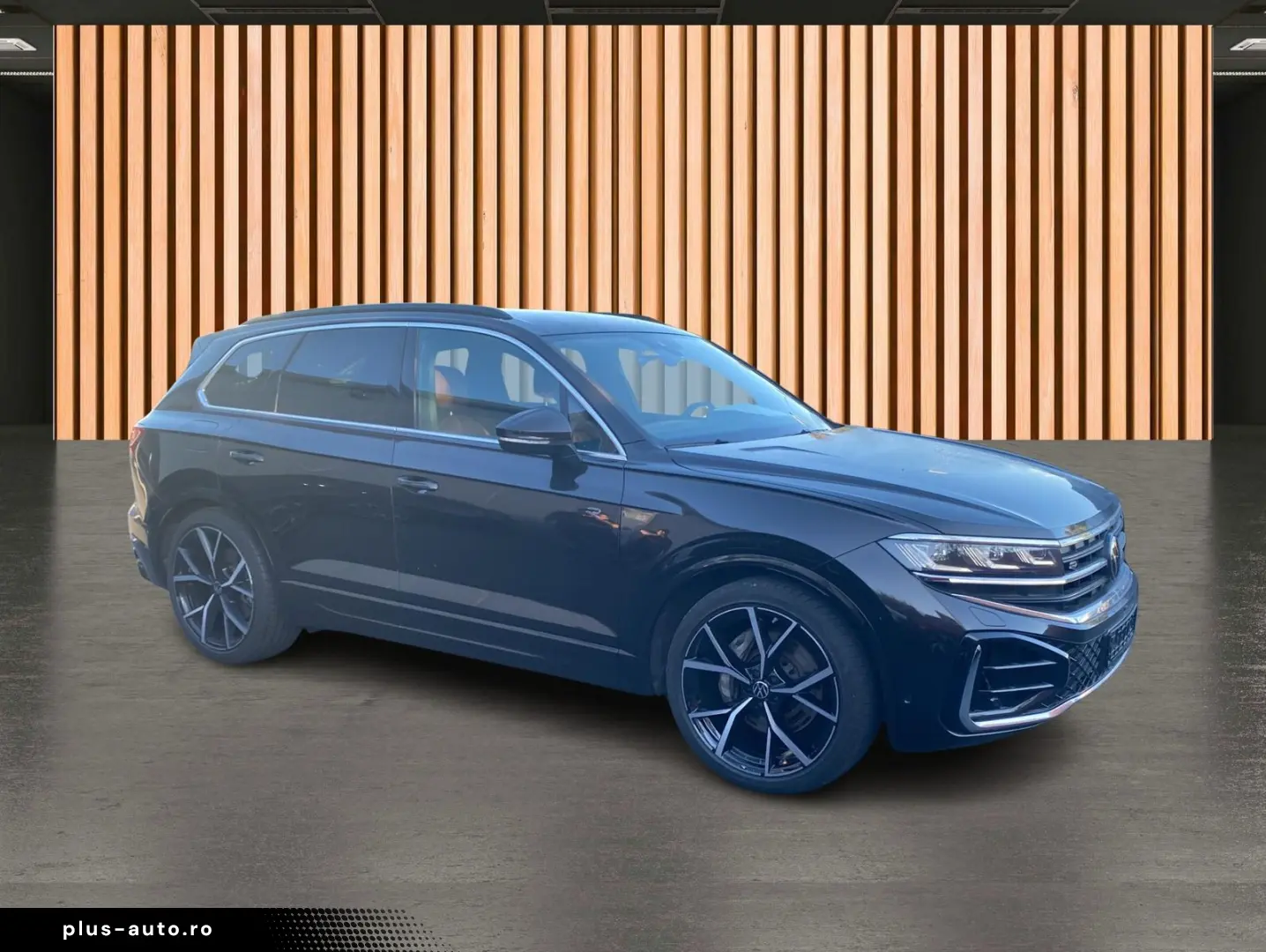 VW Touareg 3.0 TSI 4Motion R-Line Stdhzg AHK ACC