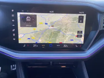 VW Touareg 3.0 TSI 4Motion R-Line Stdhzg AHK ACC