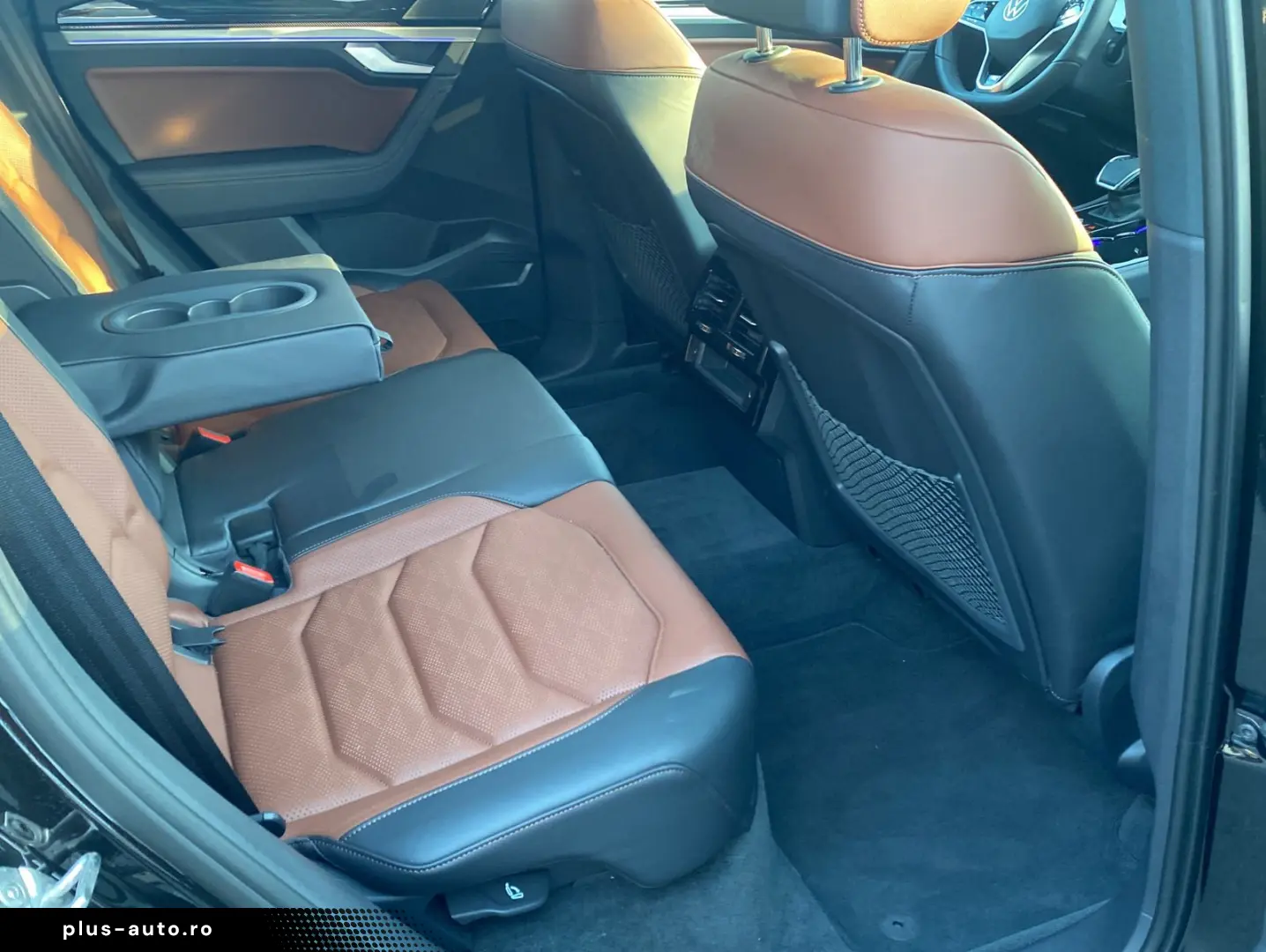 VW Touareg 3.0 TSI 4Motion R-Line Stdhzg AHK ACC