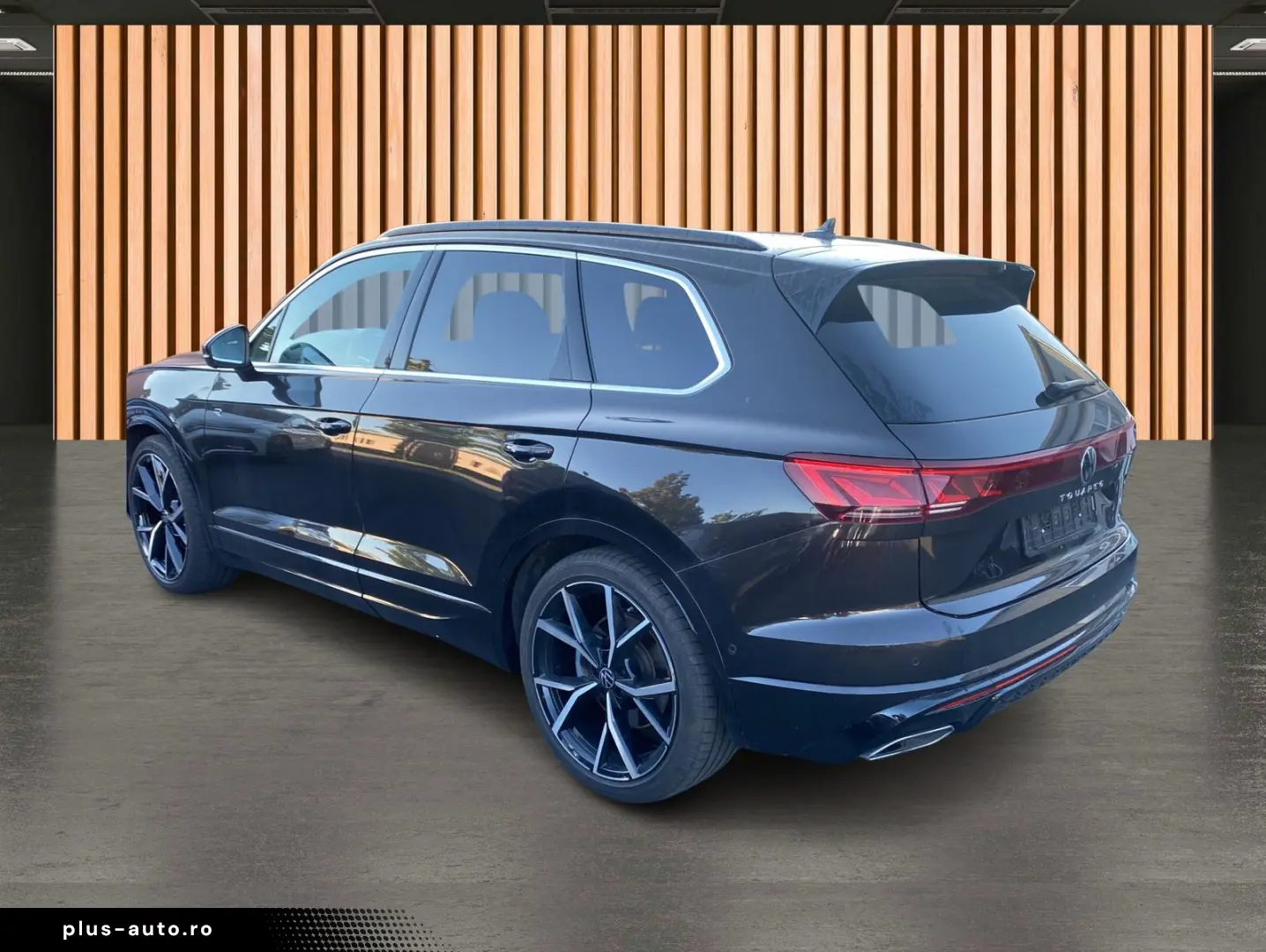 VW Touareg 3.0 TSI 4Motion R-Line Stdhzg AHK ACC