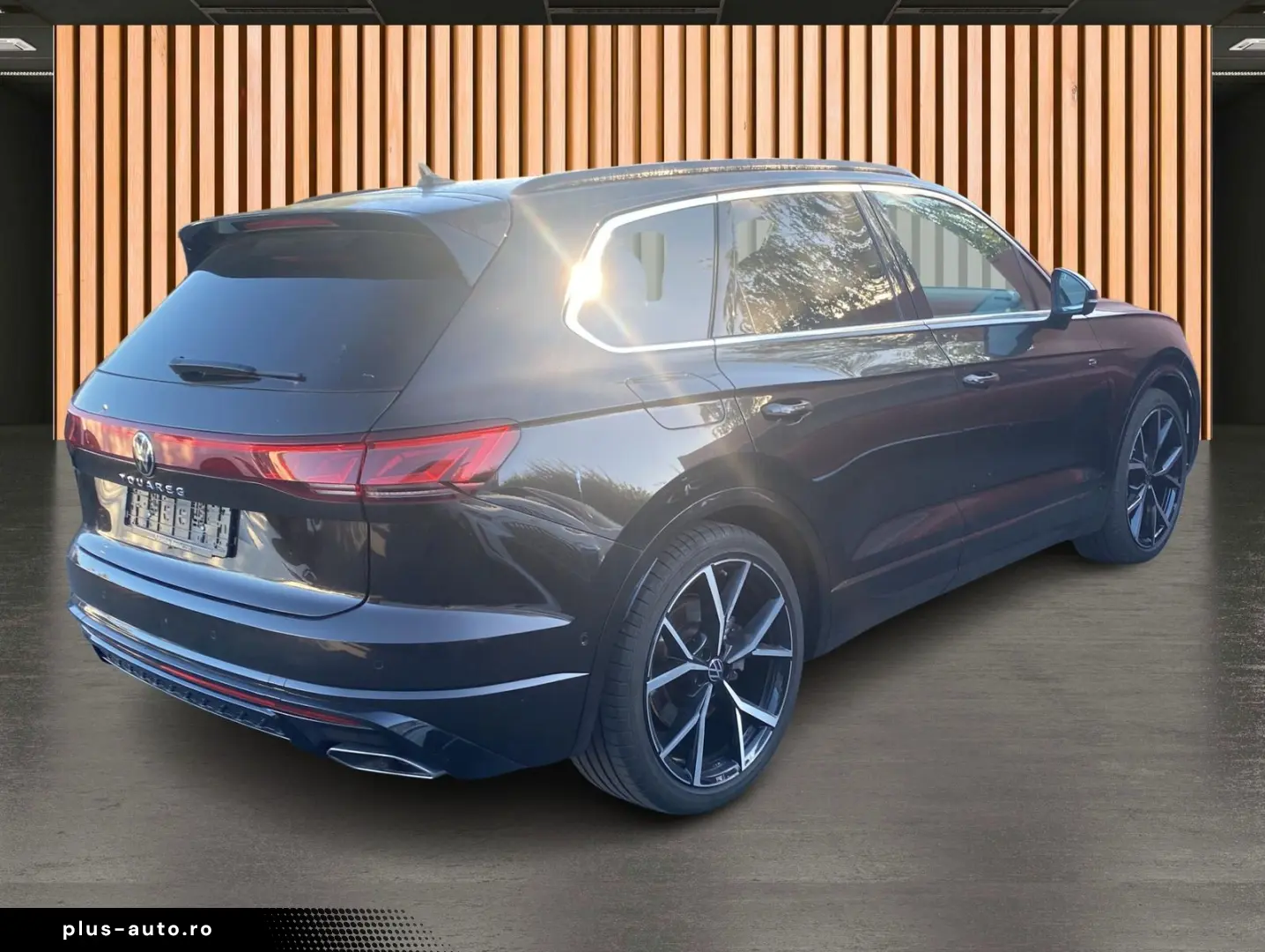 VW Touareg 3.0 TSI 4Motion R-Line Stdhzg AHK ACC