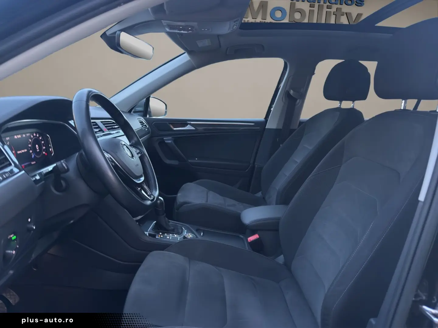 VW Tiguan Allspace Highline 4Motion R-Line ACC Pano