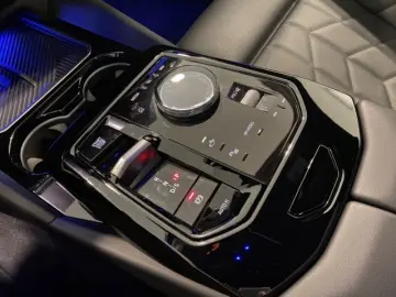 BMW 540 d x M-Sport 19'' StdHeiz Pano Klim&hellip;