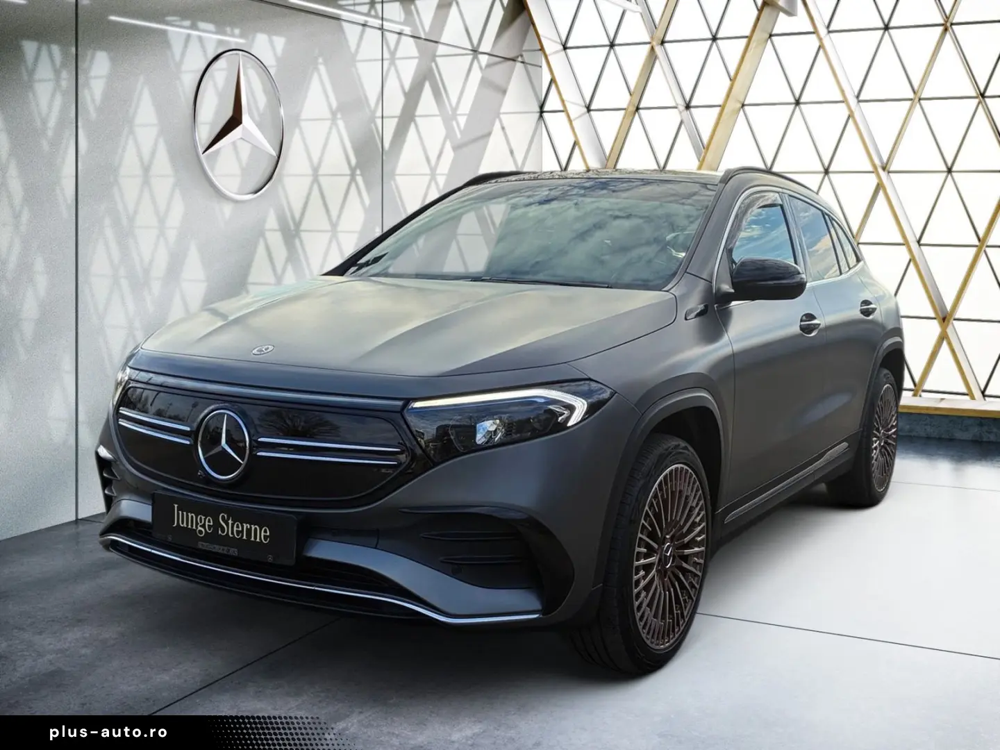 MERCEDES-BENZ EQA 250 AMG Pano HUD Kam LenkHz Distro&hellip;