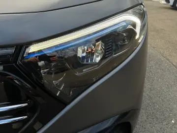 MERCEDES-BENZ EQA 250 AMG Pano HUD Kam LenkHz Distro&hellip;