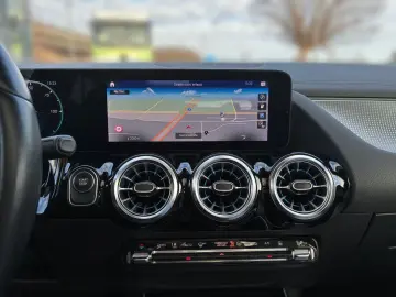MERCEDES-BENZ EQA 250 AMG Pano HUD Kam LenkHz Distro&hellip;