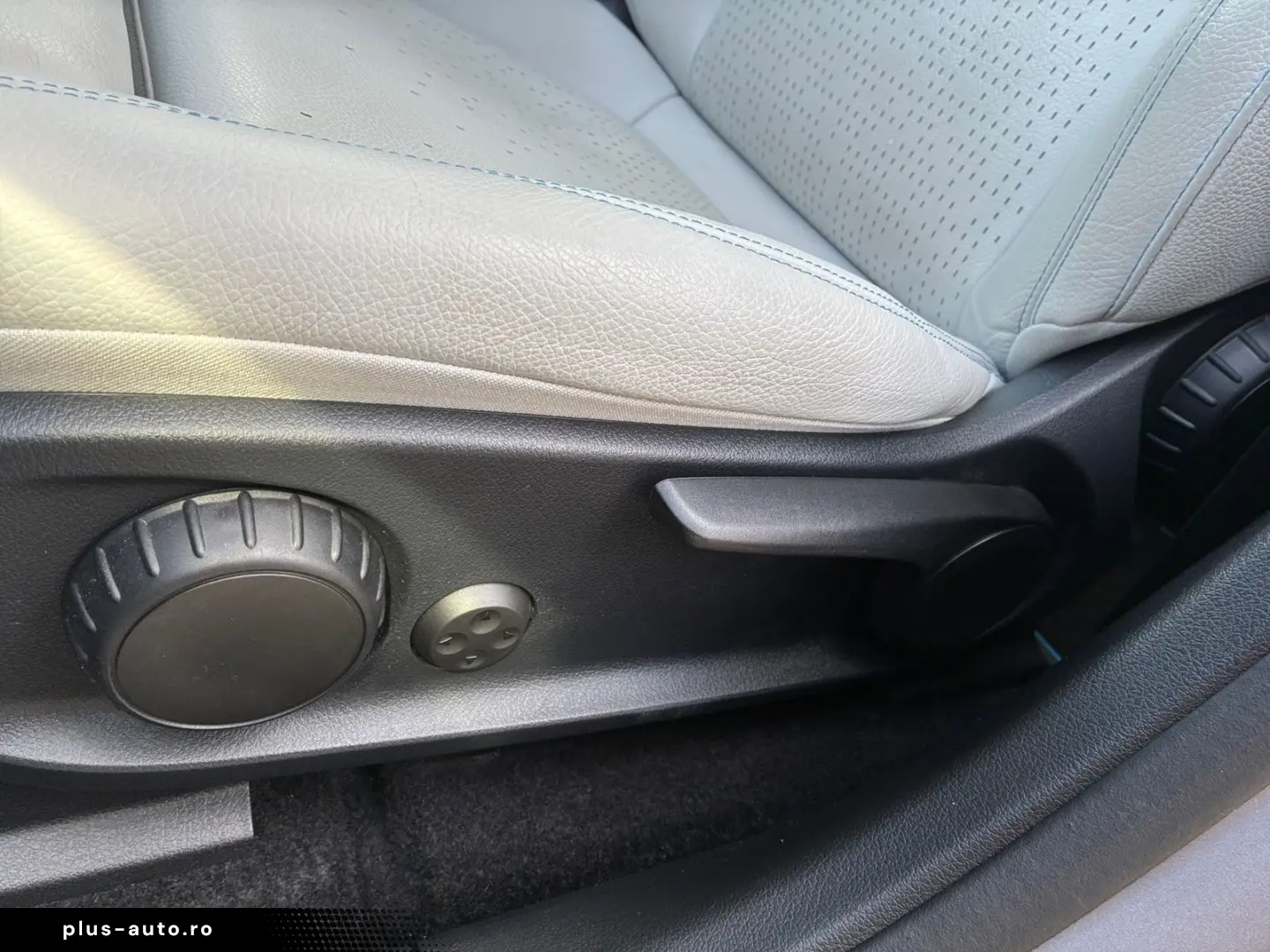 MERCEDES-BENZ EQA 250 AMG Pano HUD Kam LenkHz Distro&hellip;