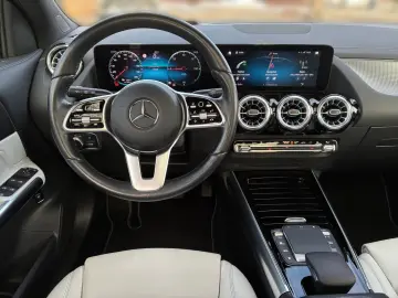 MERCEDES-BENZ EQA 250 AMG Pano HUD Kam LenkHz Distro&hellip;