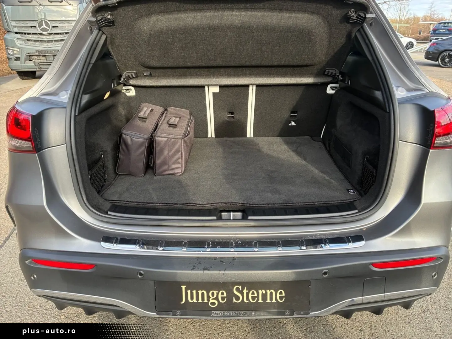 MERCEDES-BENZ EQA 250 AMG Pano HUD Kam LenkHz Distro&hellip;