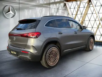 MERCEDES-BENZ EQA 250 AMG Pano HUD Kam LenkHz Distro&hellip;