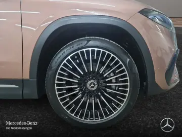 MERCEDES-BENZ EQA 300 4M AMG Adv  Pano AHK Fahrass LED 360
