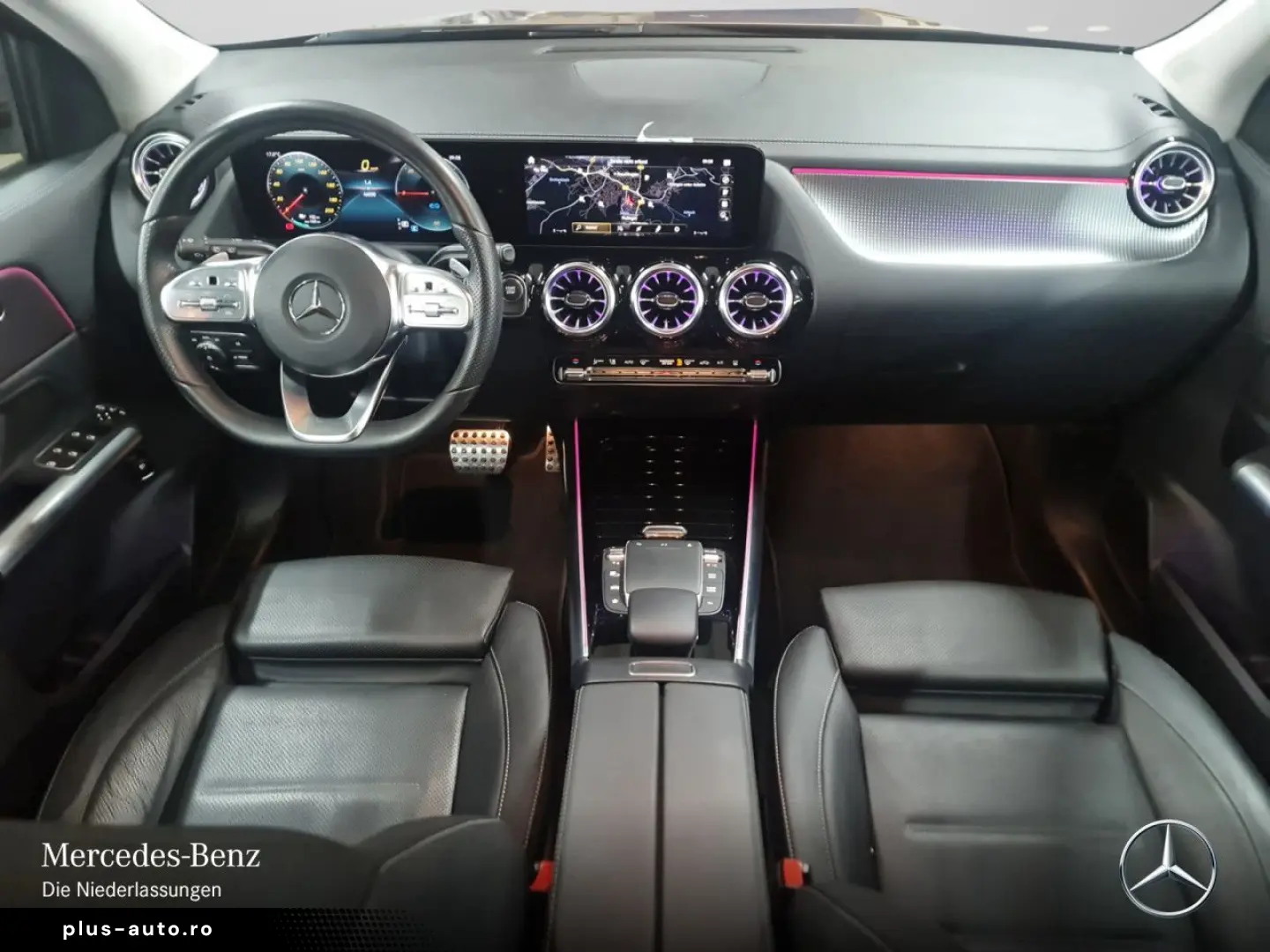 MERCEDES-BENZ EQA 300 4M AMG Adv  Pano AHK Fahrass LED 360