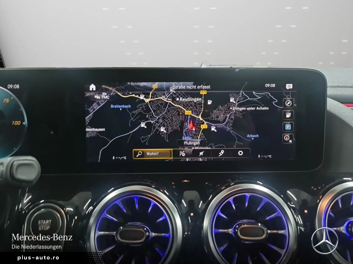 MERCEDES-BENZ EQA 300 4M AMG Adv  Pano AHK Fahrass LED 360