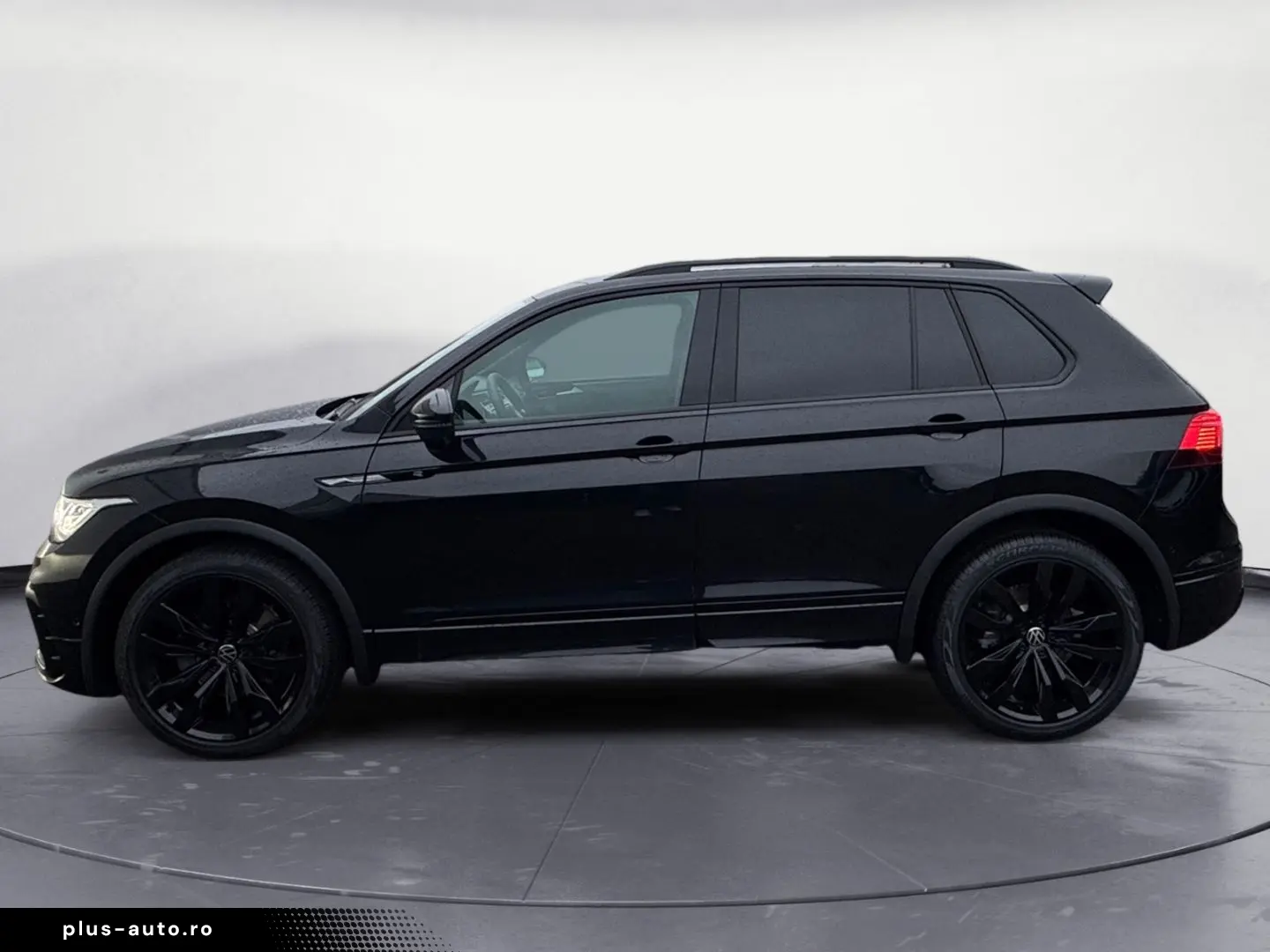 VW Tiguan R-Line 2.0 TSI 4M DSG BLACK STYLE 360  MA