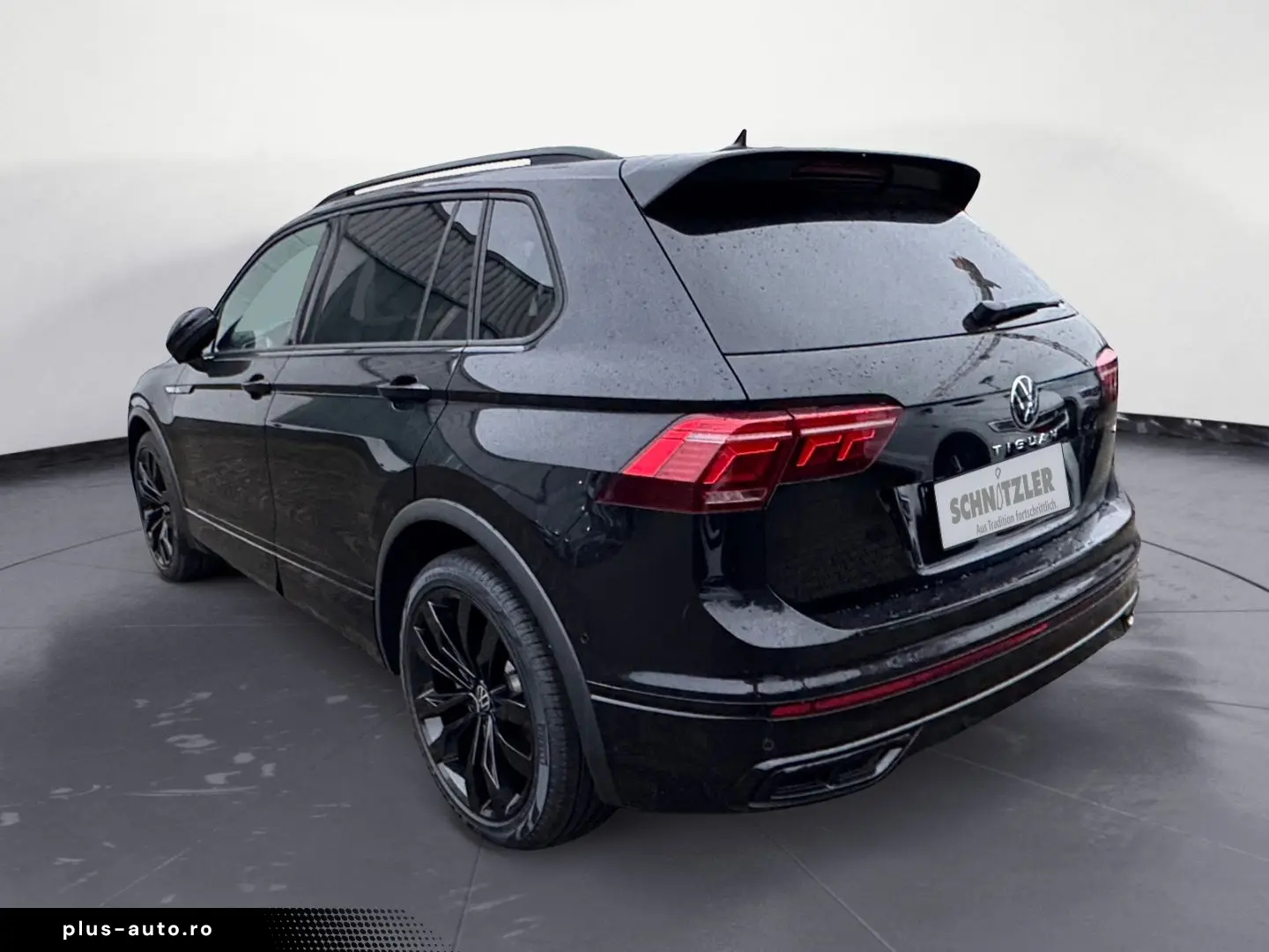 VW Tiguan R-Line 2.0 TSI 4M DSG BLACK STYLE 360  MA