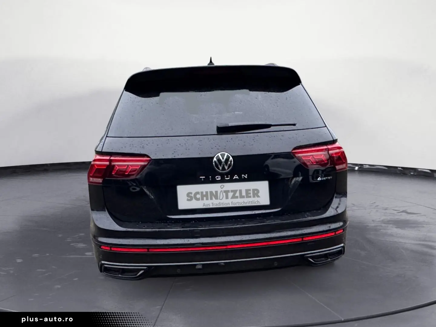 VW Tiguan R-Line 2.0 TSI 4M DSG BLACK STYLE 360  MA