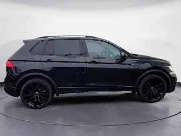 VW Tiguan R-Line 2.0 TSI 4M DSG BLACK STYLE 360  MA