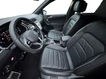 VW Tiguan R-Line 2.0 TSI 4M DSG BLACK STYLE 360  MA