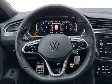 VW Tiguan R-Line 2.0 TSI 4M DSG BLACK STYLE 360  MA