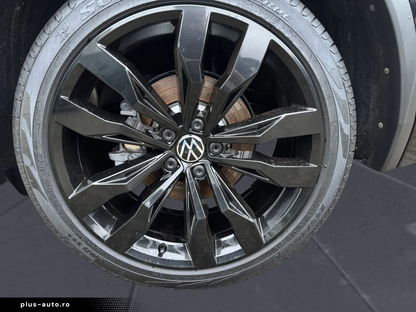 VW Tiguan R-Line 2.0 TSI 4M DSG BLACK STYLE 360  MA