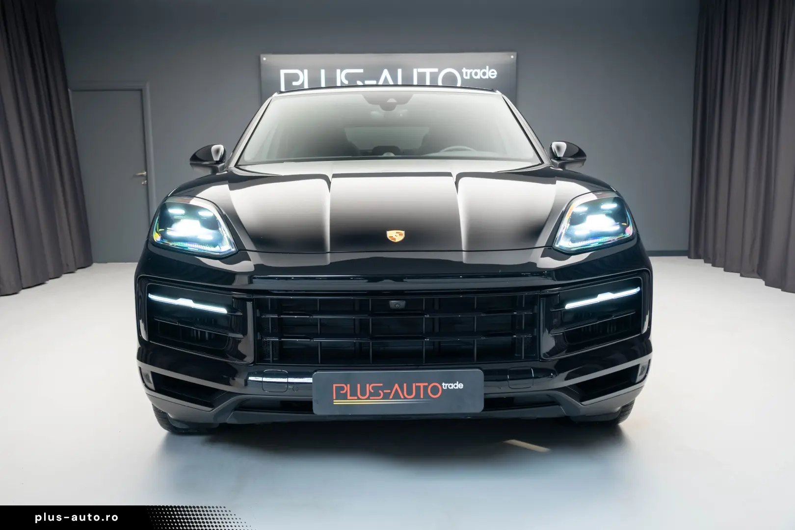Porsche Cayenne E-HYBRID COUPE