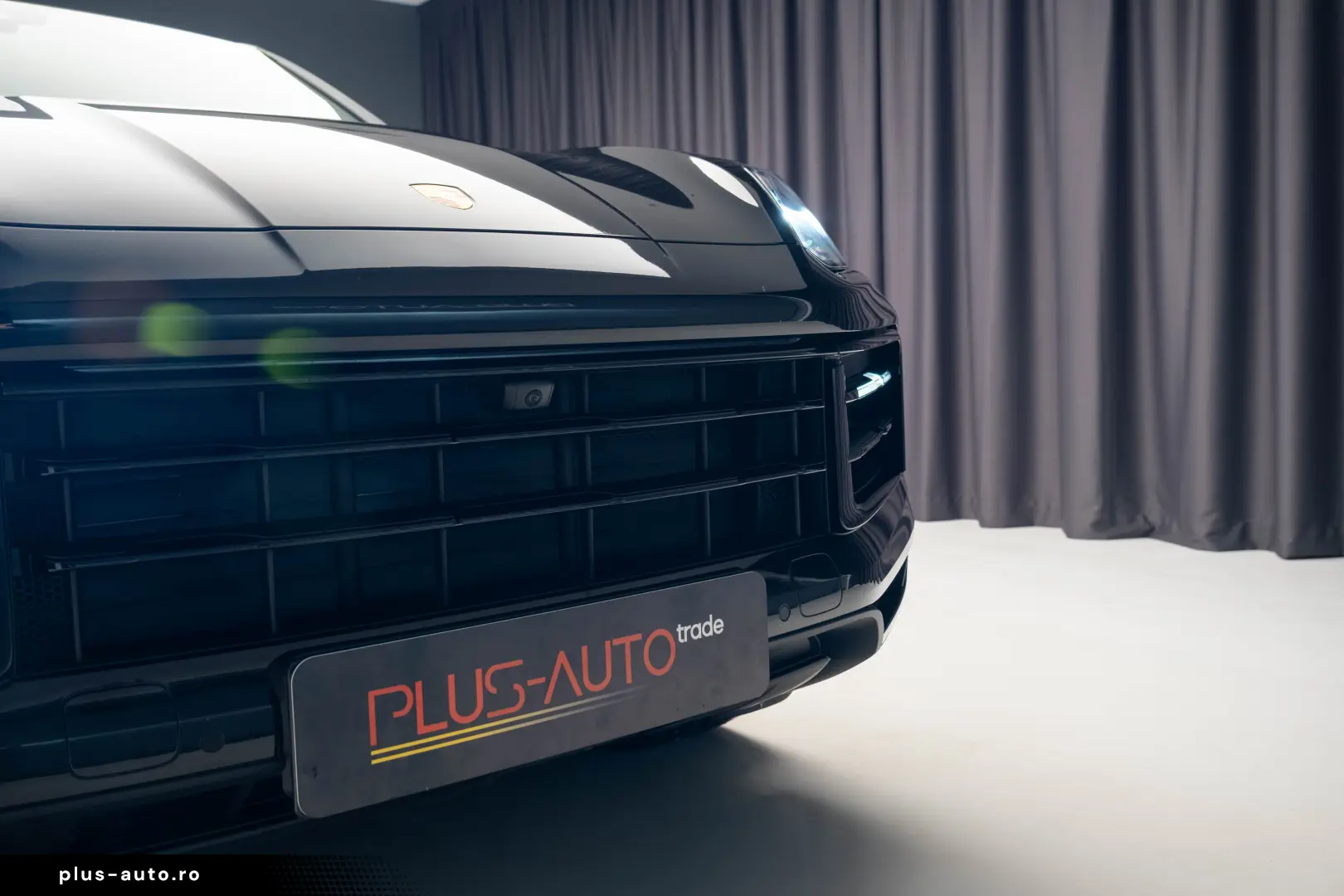 Porsche Cayenne E-HYBRID COUPE