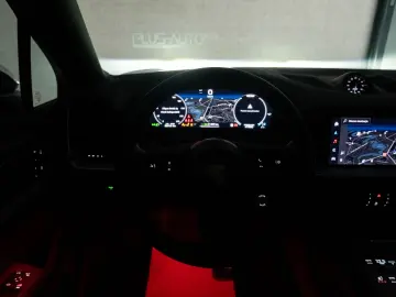 Porsche Cayenne E-HYBRID COUPE