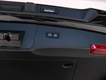 Porsche Cayenne E-HYBRID COUPE