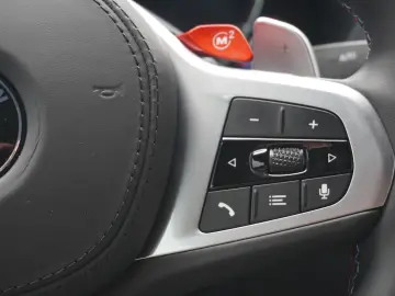 BMW X4 M Competition INDIVIDUAL Head-Up Kamera Harma