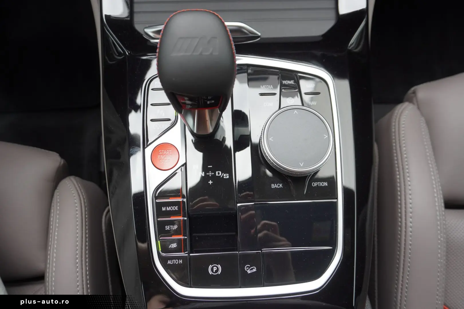 BMW X4 M Competition INDIVIDUAL Head-Up Kamera Harma