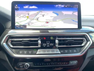 BMW X4 M Competition AB 678 € O. LSZ   PANO   HEAD-U