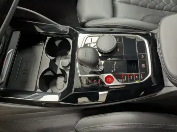 BMW X4 M Competition M Drivers 360  PA  Lhz 21'&hellip;