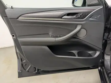 BMW X4 M Competition M Drivers 360  PA  Lhz 21'&hellip;