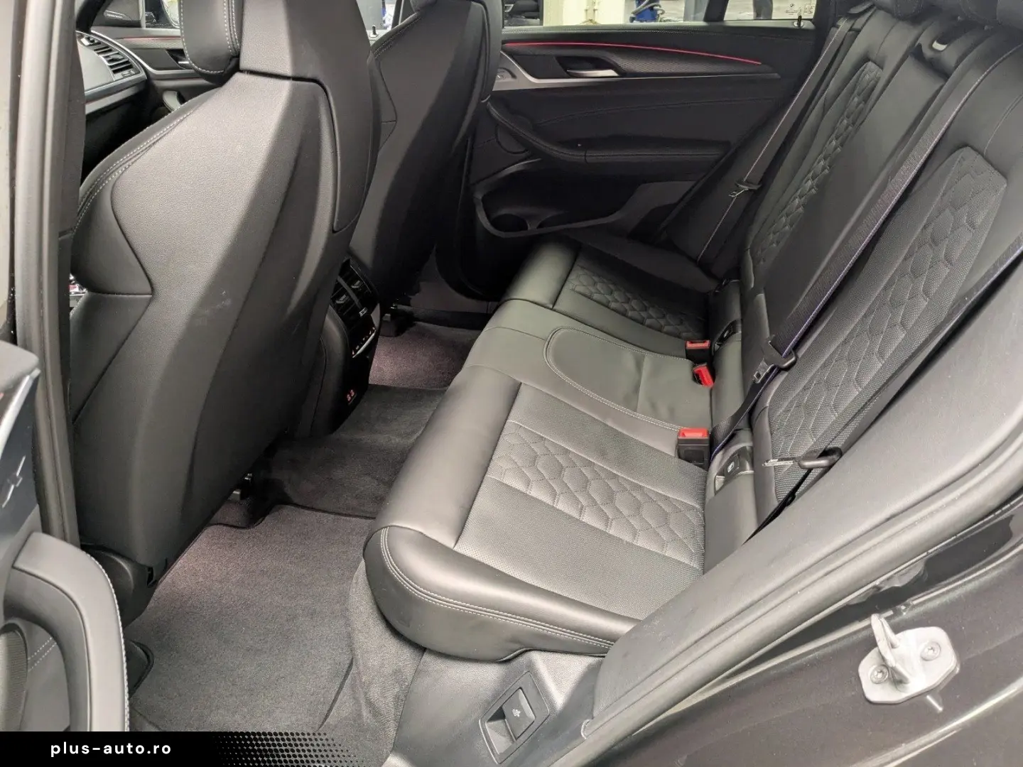 BMW X4 M Competition M Drivers 360  PA  Lhz 21'&hellip;