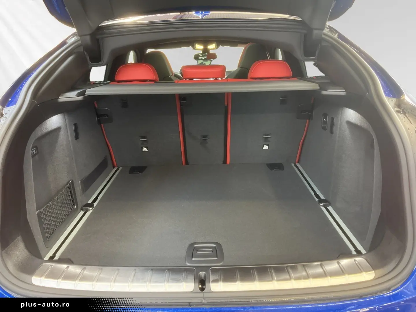 BMW X4 M Competition Head-Up Panorama H K