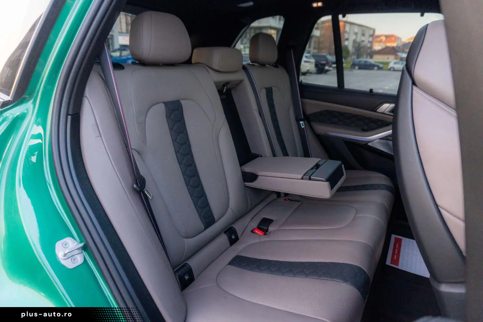 BMW X5 M Competition   Bowers & Wilkins   Pano Sky Lounge