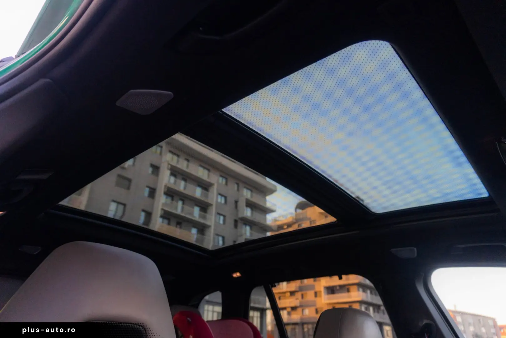 BMW X5 M Competition   Bowers & Wilkins   Pano Sky Lounge