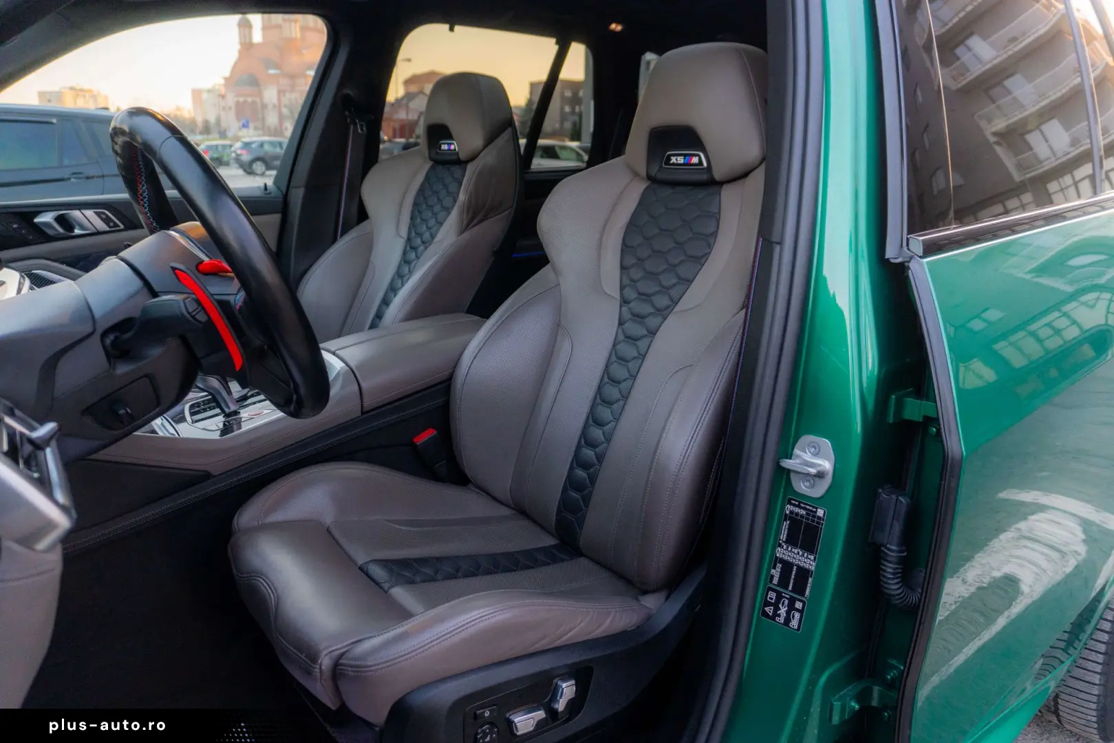 BMW X5 M Competition   Bowers & Wilkins   Pano Sky Lounge