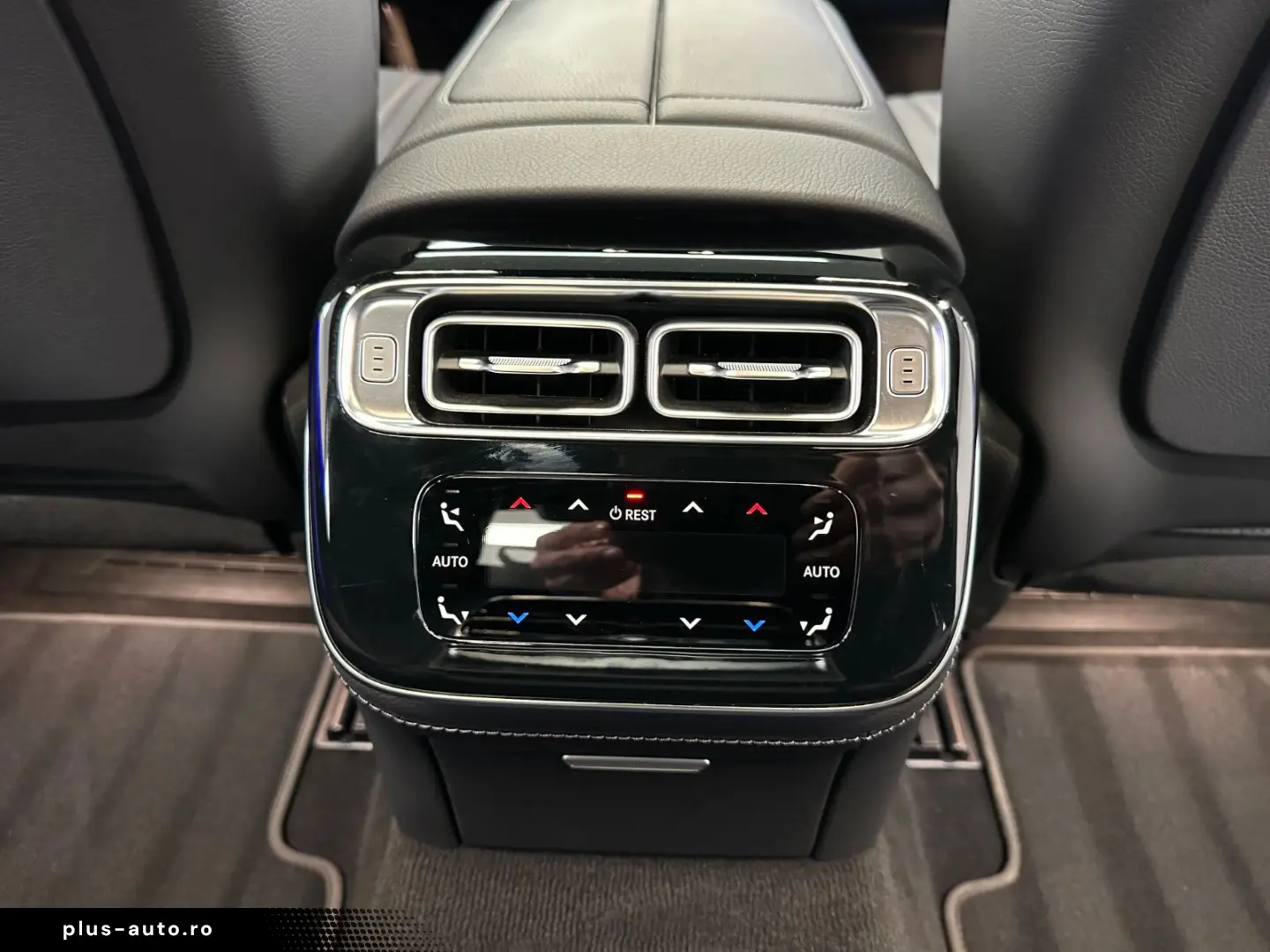 MERCEDES-BENZ S 500 4Matic Digital LED Chauffeur-Paket PLUS