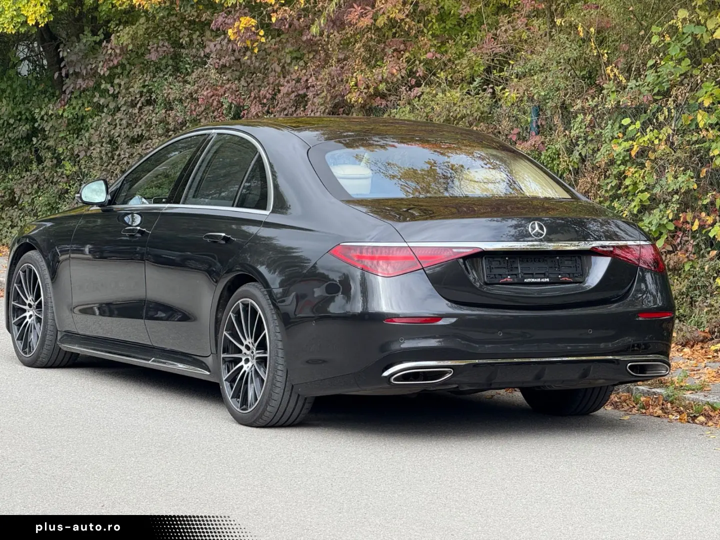 MERCEDES-BENZ S 450 4Matic AMG Pano AllradLenkung Burmaster