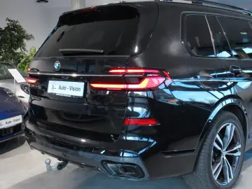 BMW X7 M60