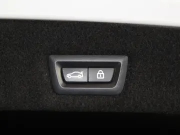 BMW 730d M-Sportpaket Soft-Close Massage Sitze Hud