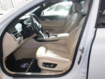 BMW 730d M-Sportpaket Soft-Close Massage Sitze Hud