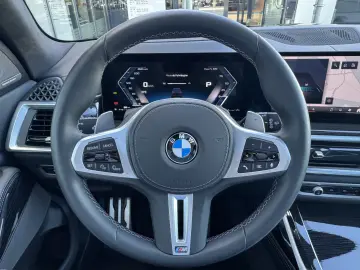 BMW X7 M60I