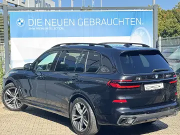 BMW X7 M60I