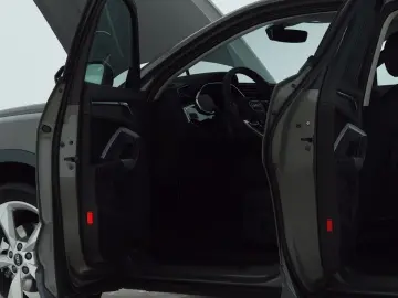 AUDI Q3 Sportback 35 TFSI LED Navi  AHK Kamera Ambien