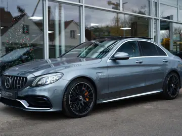 Mercedes-Benz C 63 AMG